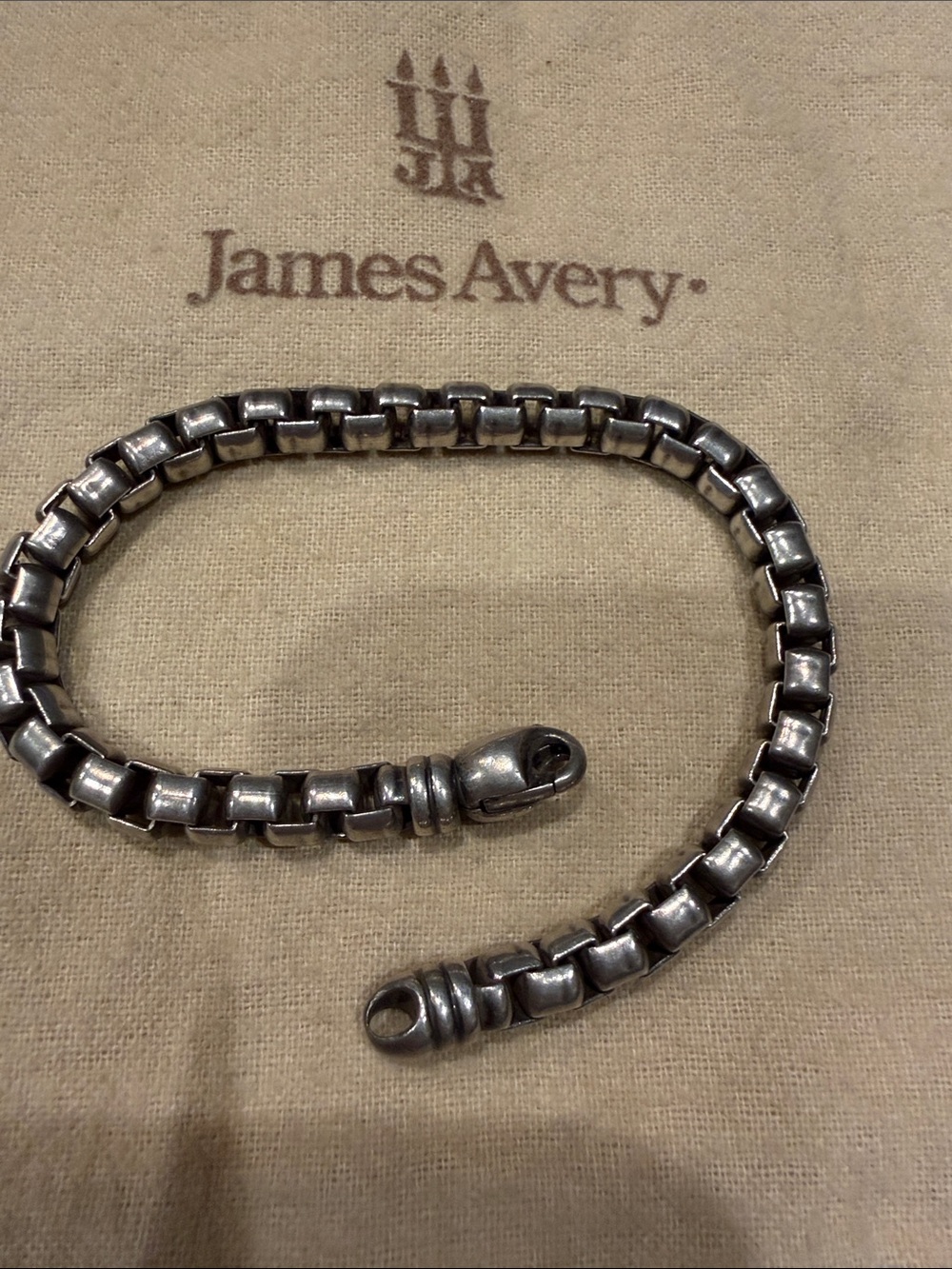 James Avery Men’s Sterling Silver Box-Link Bracelet - Silver. 9”